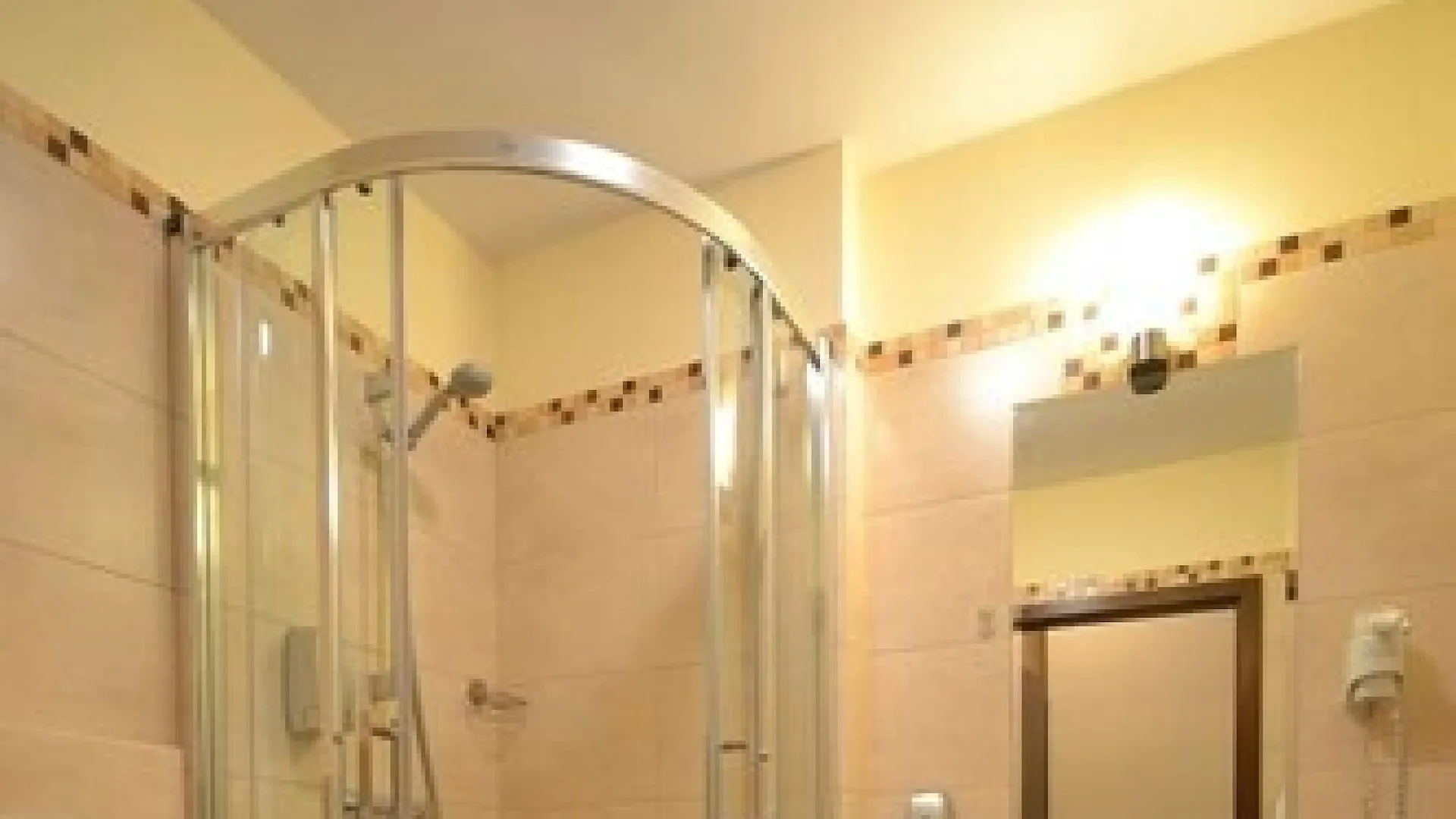 Hotel Topaz Poznan Centrum