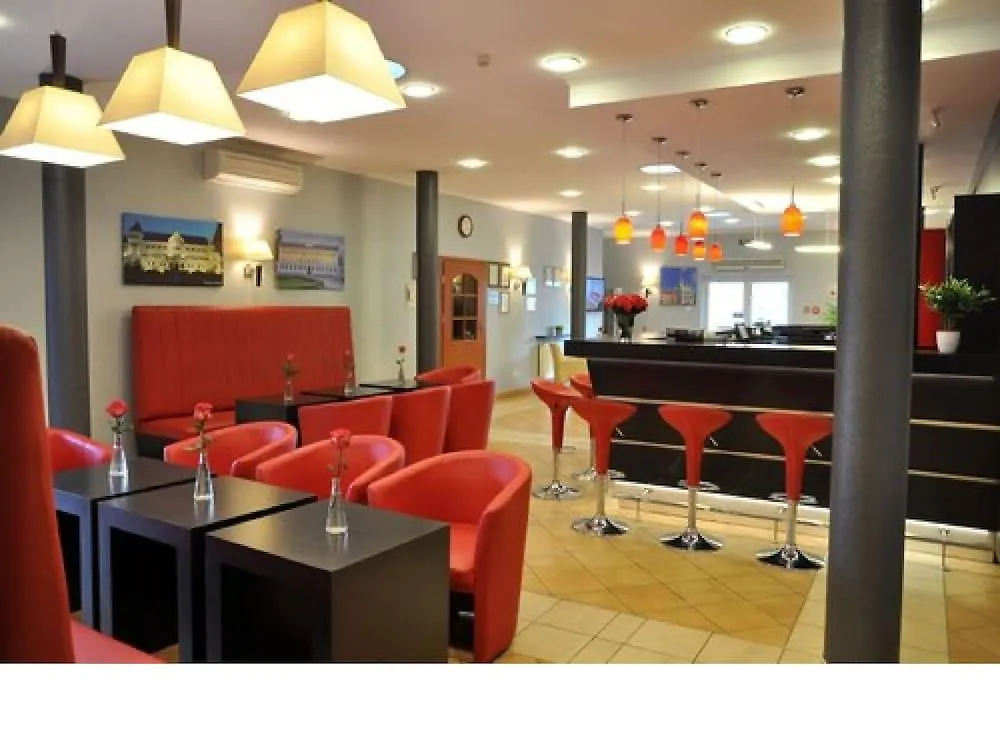 Hotel Topaz Poznan Centrum 3*,